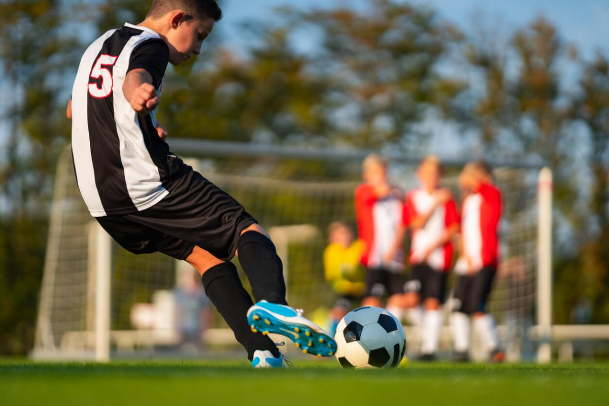 Top Training Bundle Picks for Aspiring Football Players